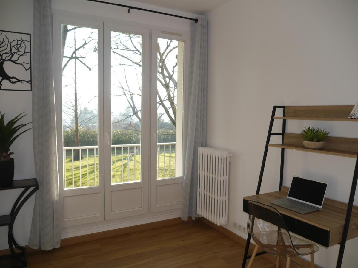 Spacieux F5 Au Parc Arbore Orsay Exteriör bild